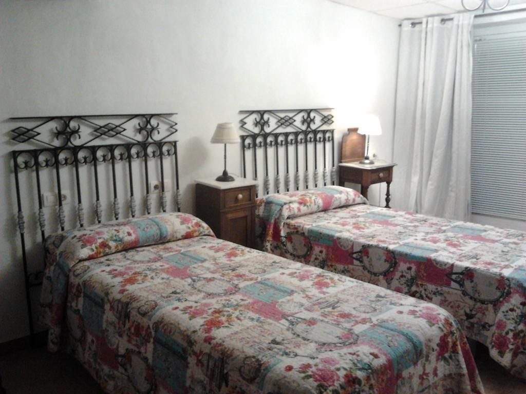 Hostal Los Aromas Villena Rum bild