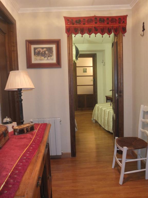 Hostal Los Aromas Villena Exteriör bild