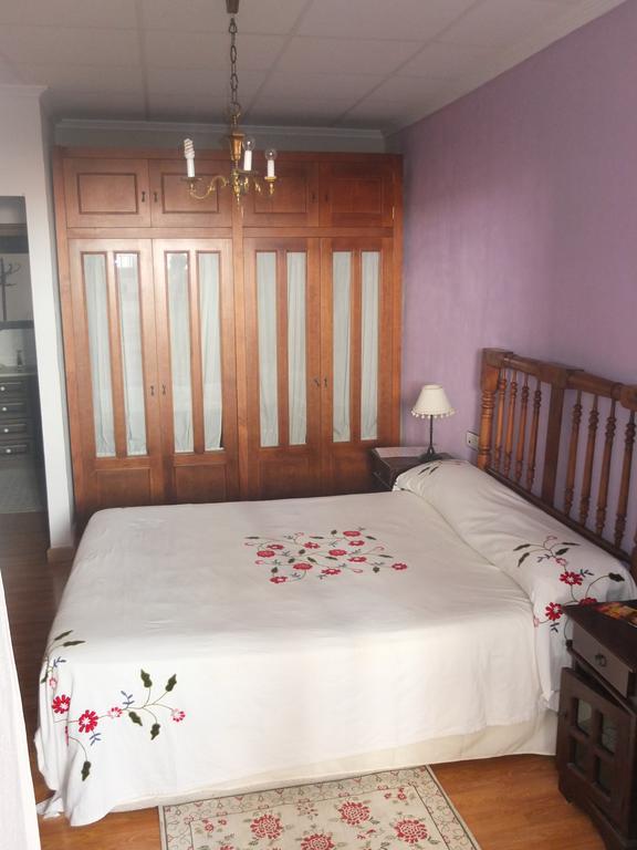 Hostal Los Aromas Villena Rum bild